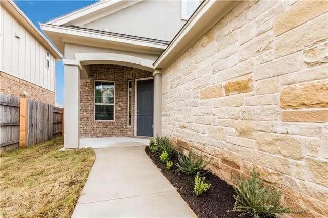 9529 Hunter Ln in Austin, TX - Building Photo - Building Photo