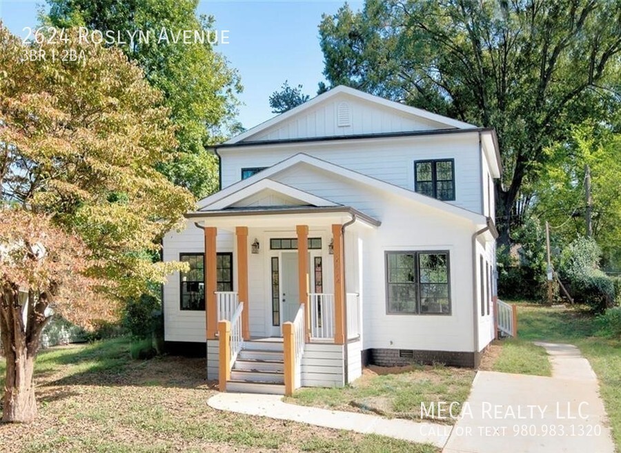 2624 Roslyn Ave in Charlotte, NC - Building Photo