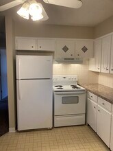 176 Kenridge Rd, Unit 176 in Fairlawn, OH - Foto de edificio - Building Photo