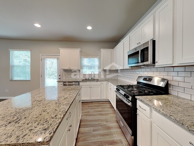 107 Omega Ct in Dallas, GA - Building Photo - Building Photo