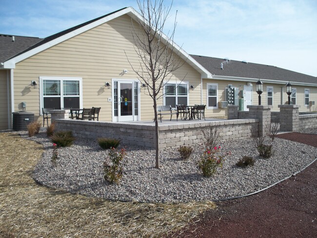 Buchanan Cottages in Appleton, WI - Foto de edificio - Building Photo