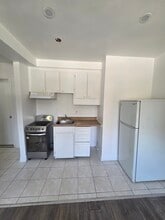 12247 Ranger Rue in Montréal, QC - Building Photo - Building Photo