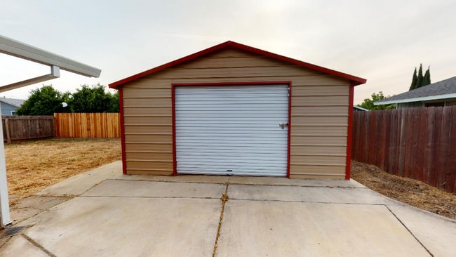 1057 Jackson St in Gridley, CA - Building Photo - Building Photo