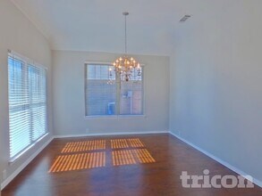 541 Kerry St in Crowley, TX - Building Photo - Building Photo