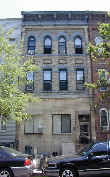 228 Kingsland Ave in Brooklyn, NY - Building Photo - Building Photo