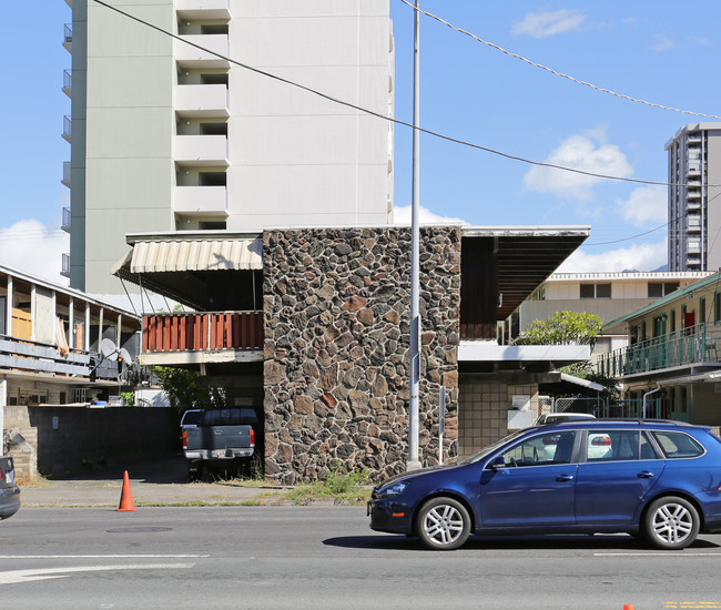 2032 Kapiolani Blvd in Honolulu, HI - Building Photo - Building Photo