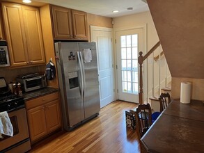 9 Russell St in Waltham, MA - Building Photo - Building Photo