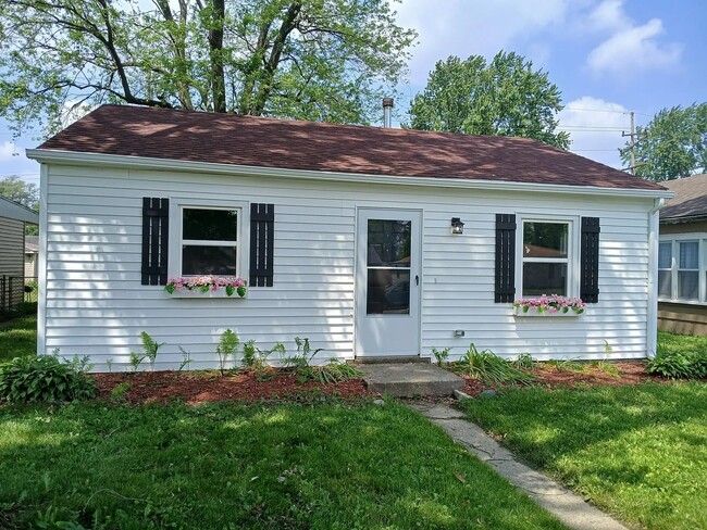property at 7616 Walnut Ave