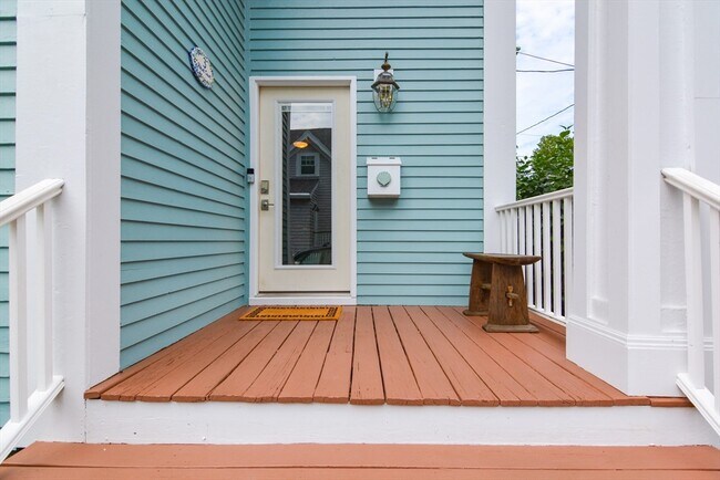 3 Abbot Ct in Marblehead, MA - Building Photo - Building Photo