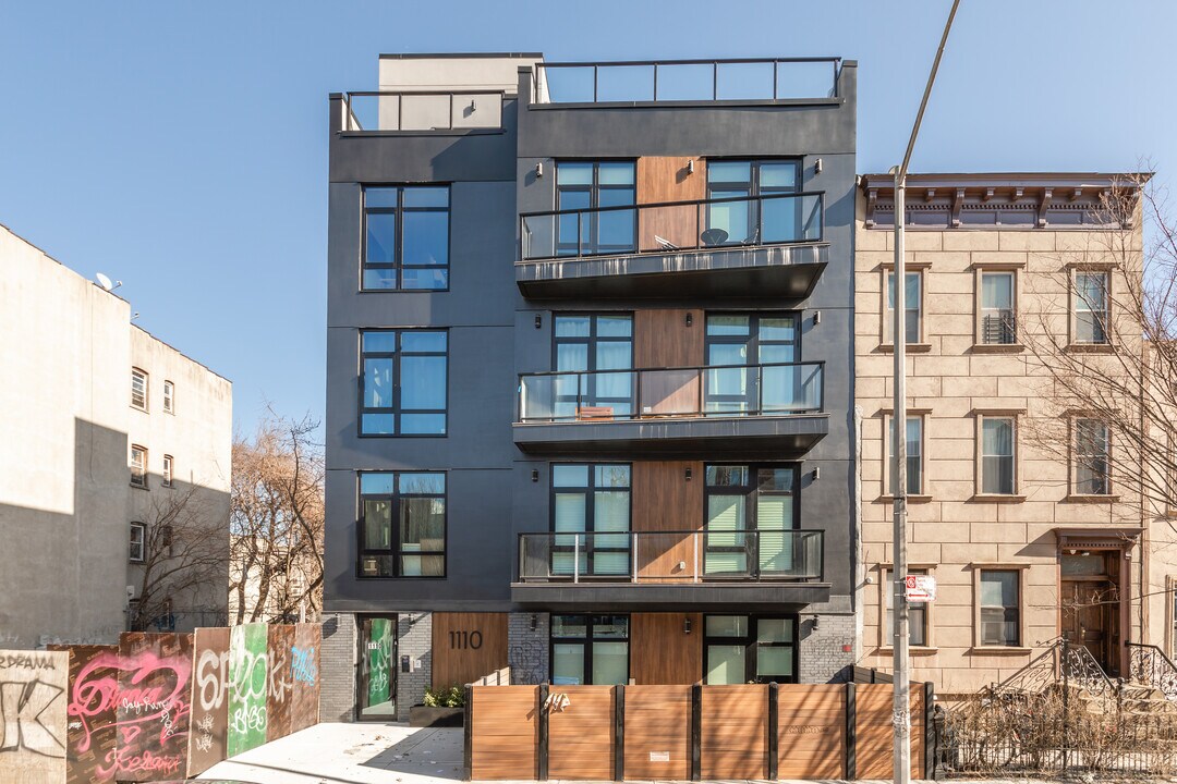 1110 Madison St in Brooklyn, NY - Foto de edificio