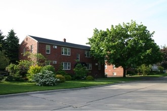 Virginia Arm Apartments in Monroe, MI - Building Photo - Other