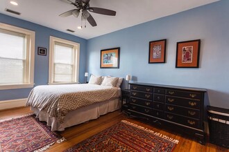 1423 R St NW, Unit 506 in Washington, DC - Building Photo - Building Photo