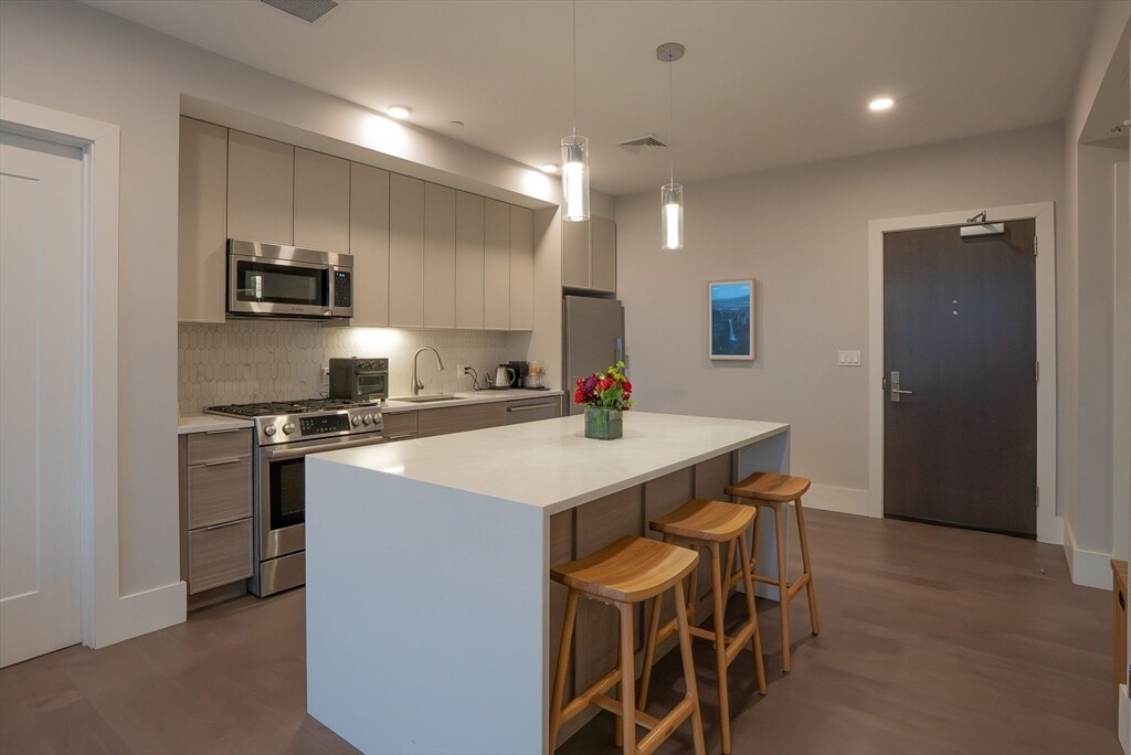 3193 Washington St in Boston, MA - Building Photo