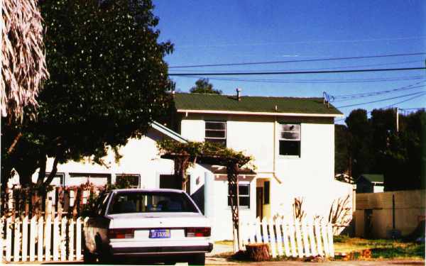 271 Holt St in Ventura, CA - Building Photo - Building Photo