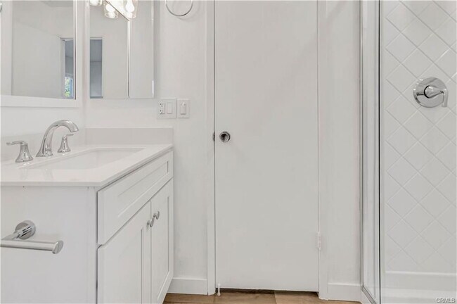 2646 Vista Del Oro in Newport Beach, CA - Building Photo - Building Photo