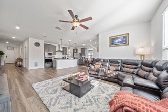 12105 Bacalar Bnd, Unit SI ID1492691P in Manor, TX - Foto de edificio - Building Photo