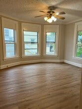 140 N 31st Ave in Omaha, NE - Foto de edificio - Building Photo