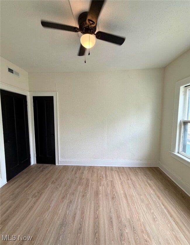 property at 3308 Archwood Ave