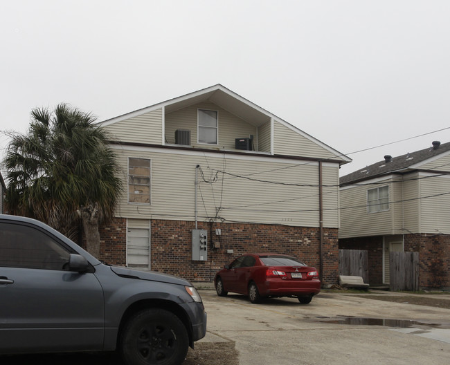 3524 Delaware Ave in Kenner, LA - Foto de edificio - Building Photo