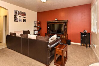 3439 S Barcelona Dr in Saint George, UT - Building Photo - Building Photo
