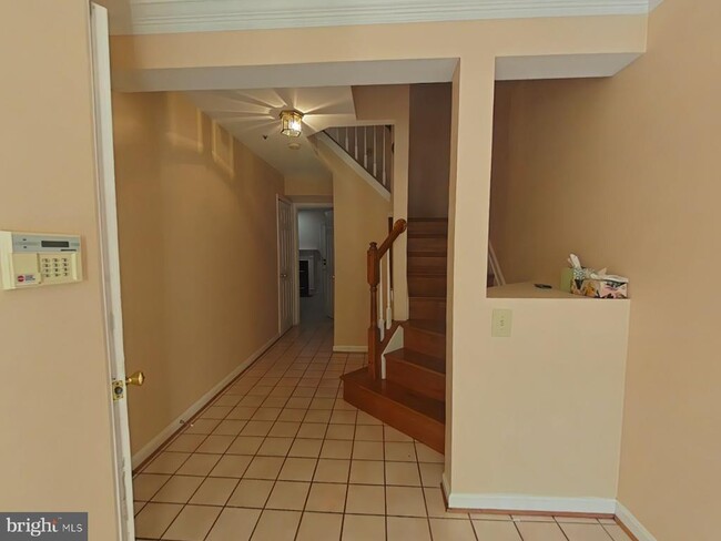 5503 Whitley Park Terrace in Bethesda, MD - Building Photo - Building Photo