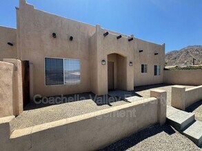 53750 Avenida Alvarado in La Quinta, CA - Building Photo - Building Photo