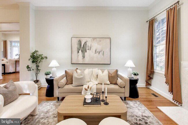 7806 Fox Gate Ct in Bethesda, MD - Building Photo - Building Photo