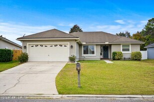 2630 Fernleaf Dr in Green Cove Springs, FL - Building Photo