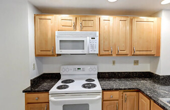 10 Berry St, Unit A in Boston, MA - Building Photo - Building Photo