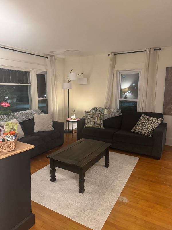 702 Superior Ave in Tomah, WI - Foto de edificio - Building Photo