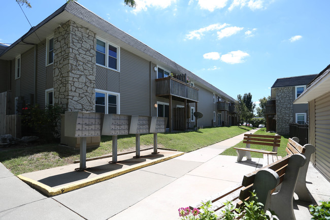 Forest Cove North Apartments photo'