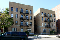 392 E 4th St in Brooklyn, NY - Foto de edificio - Building Photo