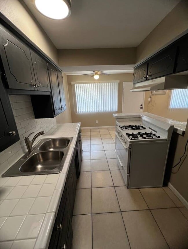 Curran Place Apartments