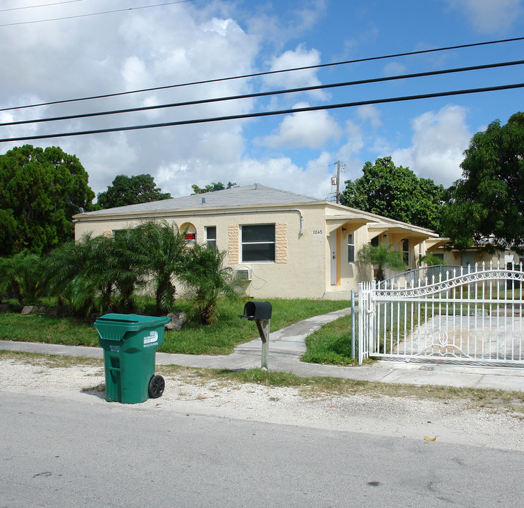 1245 NE 110th Ter in Miami, FL - Building Photo