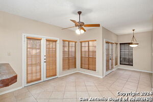 8611 Datapoint Dr in San Antonio, TX - Building Photo - Building Photo