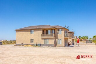 8550 W Monaco Blvd in Arizona City, AZ - Building Photo - Building Photo