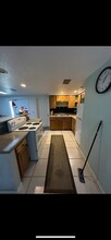 2062 Pinehurst St in Sarasota, FL - Building Photo - Building Photo