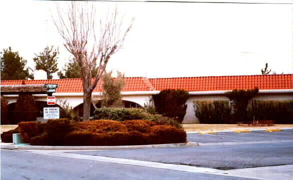 Friendly Village Mobile Home Park in Lancaster, CA - Building Photo