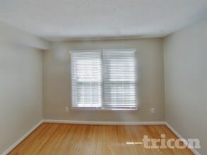 9851 Bayline Cir in Owings Mills, MD - Building Photo - Building Photo