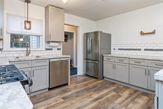 46 Country Ln in Penfield, NY - Building Photo - Building Photo