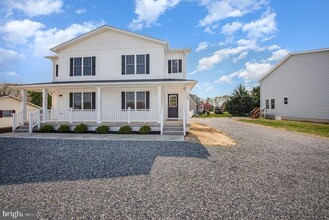 100 Gerber Dr in Fredericksburg, VA - Foto de edificio - Building Photo