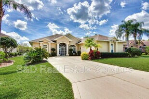 4435 Winding Oaks Cir in Mulberry, FL - Building Photo