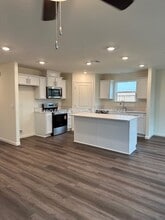 11 River Oak Ct in Merced, CA - Building Photo - Building Photo