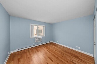 663 W Grace St in Chicago, IL - Building Photo - Building Photo