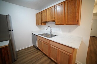 3136 Mission Rd in Tallahassee, FL - Building Photo - Building Photo