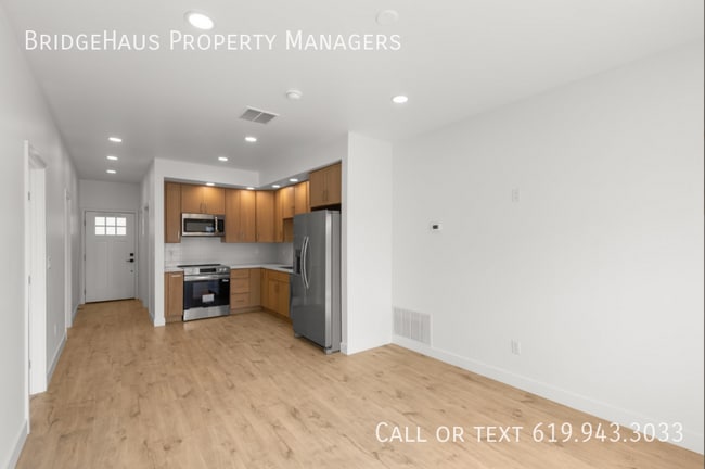 6760 S Elman St in San Diego, CA - Building Photo - Building Photo