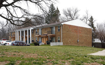 Oak Hill Apartments in Indianapolis, IN - Building Photo - Building Photo