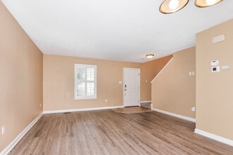 428 Red Coat Tr in O'Fallon, MO - Building Photo - Building Photo