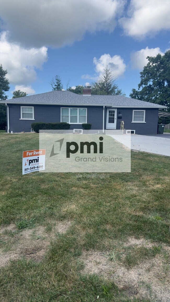 property at 1528 Division St