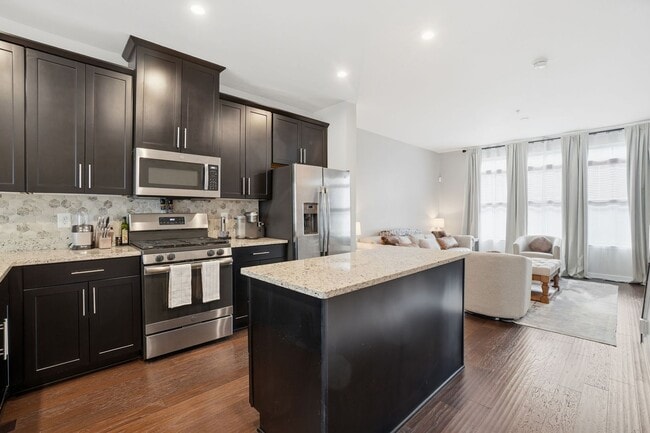 3702 Jamison St NE in Washington, DC - Foto de edificio - Building Photo